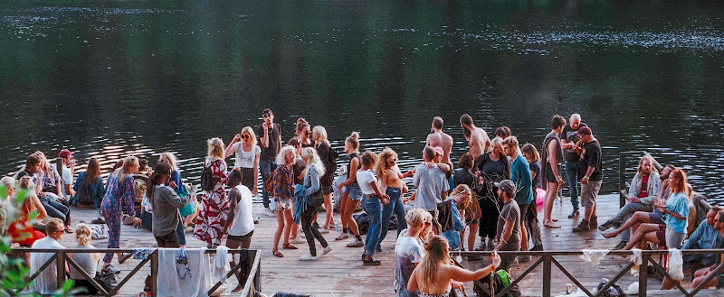 Happy People Center photo