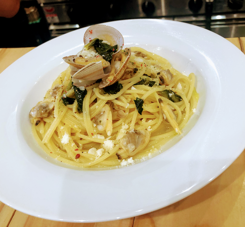 トラットリア エストポルトーネ