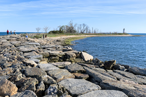 Fayerweather Island Light - Thumbnail