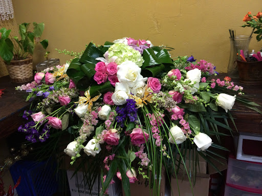 Jolie Fleur Florist - Thumbnail