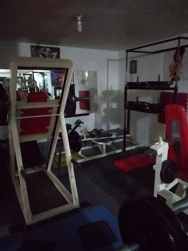SUPER STAR GYM