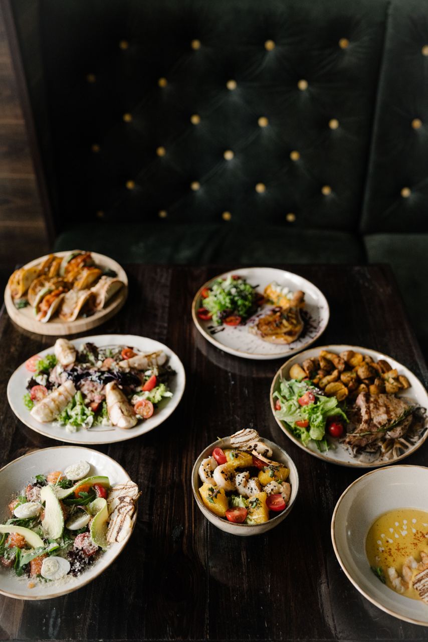 Delicious food serving details