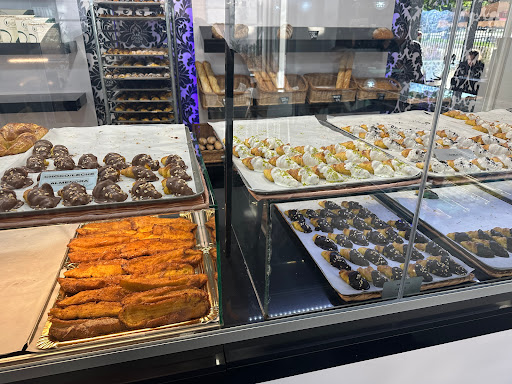 Manolo Artisanal Bakery - Thumbnail