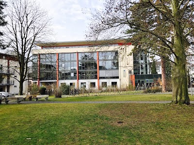 Photos of IUBH School of Business and Management