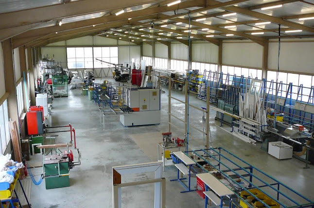 Opinii despre JURA PVC SAS în Dole - Menuisier