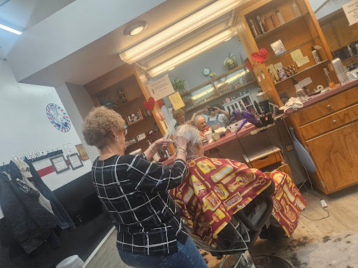 Off-the-Top Unisex Styling Shop - Thumbnail