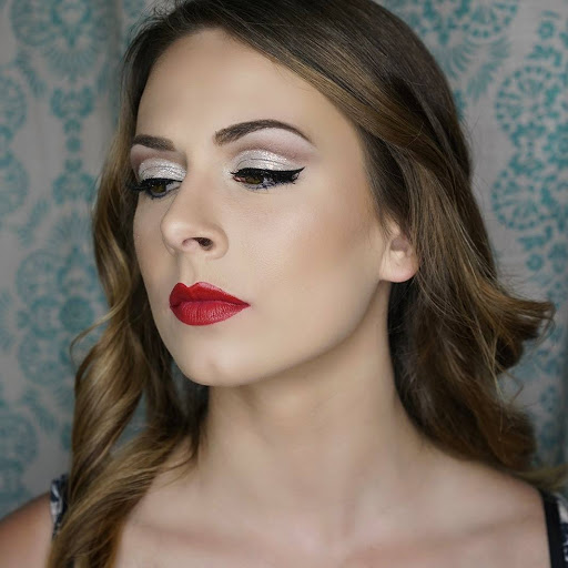Che Saw Beauty - Thumbnail