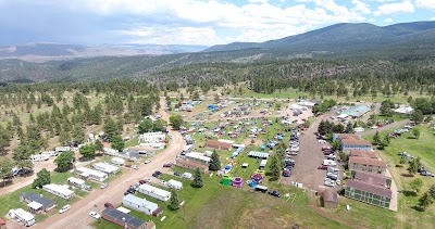 Flaming Gorge Resort