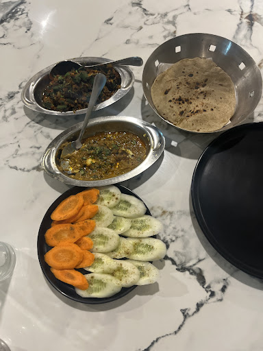 1. देसी और स्वादिष्ट (Desi & Delicious) post image