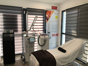 Photo n°4 de Sculpturel à Puget-sur-Argens (Centre d'épilation laser)