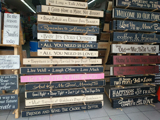 Boardwalk Bargains Gallery - United States