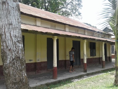 Photos of Tarail Pilot Model High School