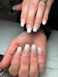 Photo n°17 de Nail’Studio à Leignes-sur-Fontaine (Institut de beauté)