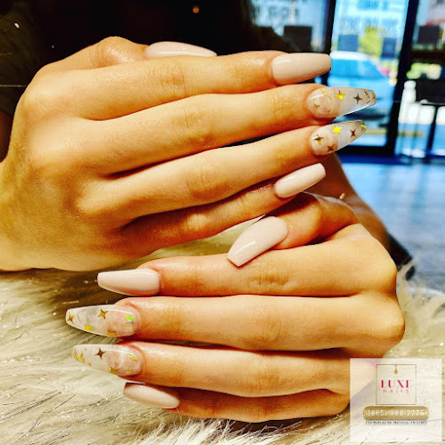 Luxe Nails interior view