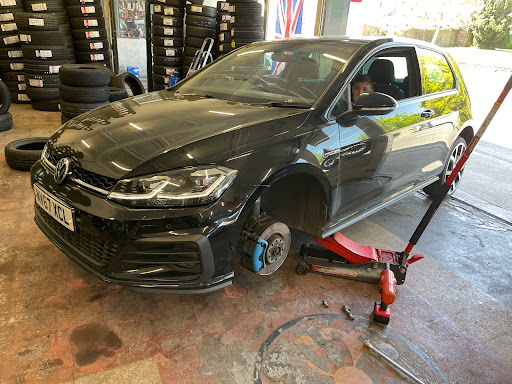 Mobile Tyres 24 Hr Emergency Service Devon South West - Thumbnail