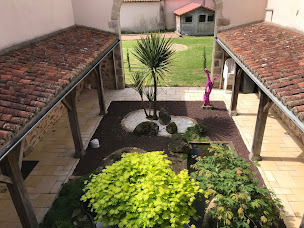 Photo n°45 de Chambres D'Hôtes La Minaudière à Nueil-les-Aubiers (Chambre d'hôtes)