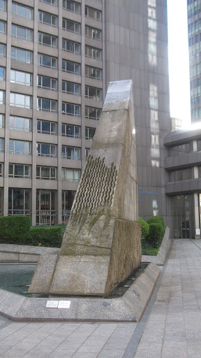Granitkeile Heinz Mack