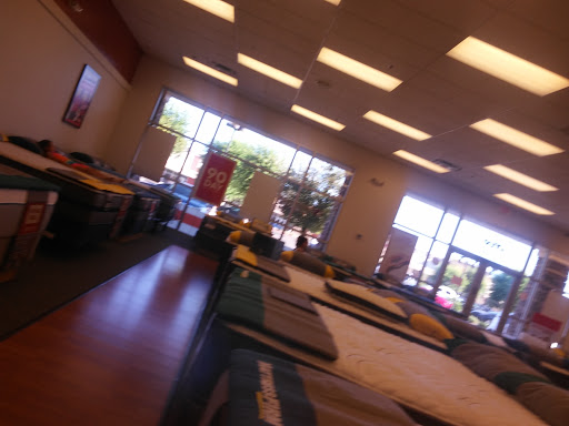 Mattress Firm Gateway Crossing - Thumbnail