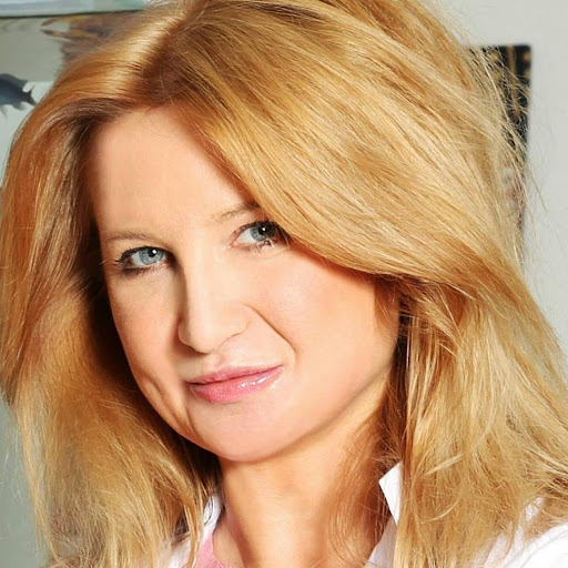 Lekarz : MAŁGORZATA SYRNIK Specjalista Medycyny Rodzinnej()II ) ENLISH FLUENT -IELTS 2008