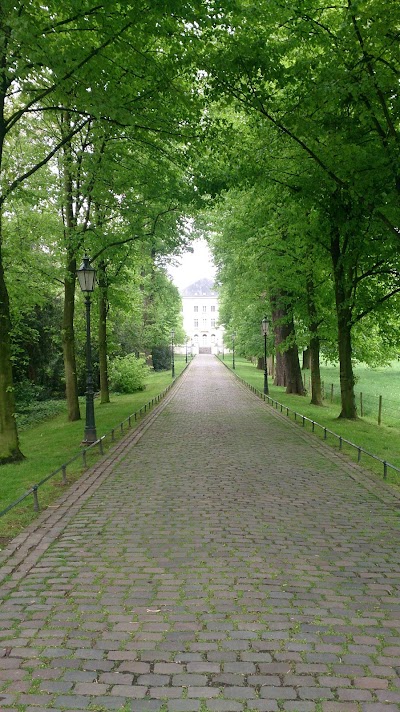 Photos of Schloss Mickeln