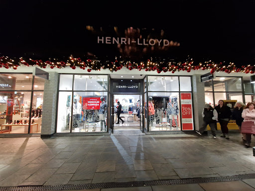 Henri Lloyd Cheshire Oaks - Thumbnail