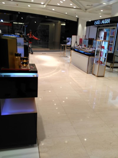 Photos of Marks & Spencer Tunjungan Plaza 5