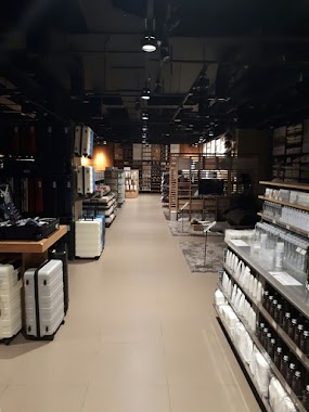 Muji 無印良品 Lippo Mall Kemang Village, Author: David Indra Sakti