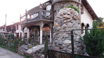 Photos of Four Seasons Villa