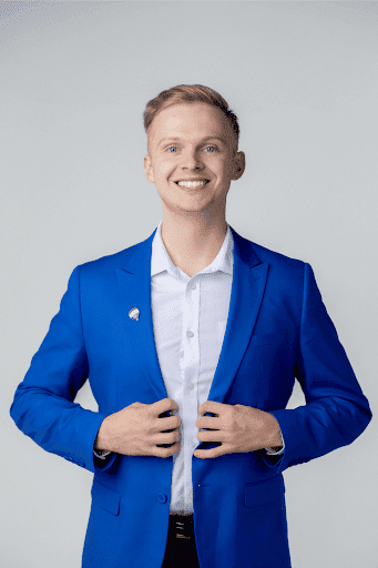 Charles Thomas - Courtier Immobilier - REMAX CRYSTAL