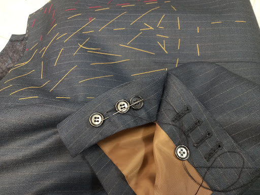 Nestor Rodríguez, Sastrería