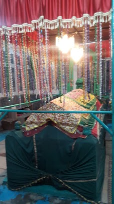 Tomb Khawaja Awais Kagha multan