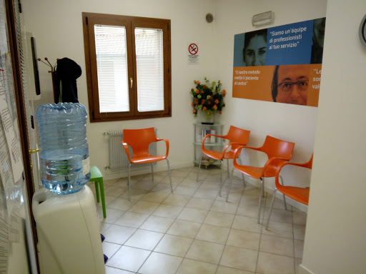 Medicenter Dentista Carlino - Il tuo Dentista di Famiglia - Thumbnail