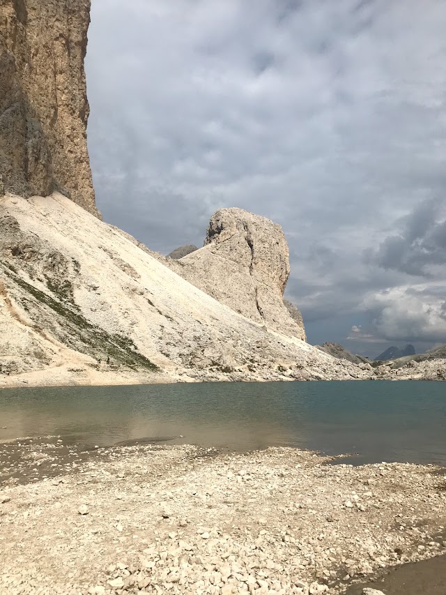 Lago d' Antermoia