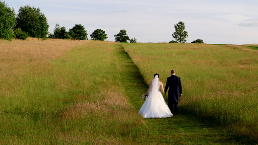 Simply Wedding Movies - Thumbnail