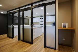 Photo n°8 de Dentiste Aubagne Cabinet dentaire d'Aubagne - orthodontie - implant dentaire - invisalign à Aubagne (Service de blanchiment des dents)