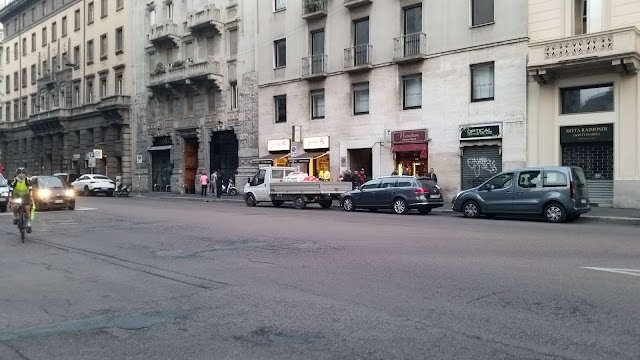 Optical Center