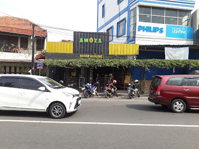 Photos of AMOZA SEPATU