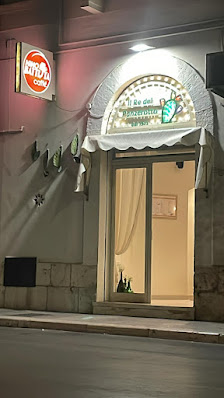 IL RE DEL PANZEROTTO Via dei Mille, 145, 70022 Altamura BA, Italia