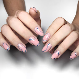 Photo n°3 de MarahNailArt - Rennes à Rennes (Salon de manucure)