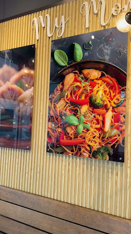 Momo Loco Dumplings and Wok | Mississauga by null