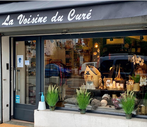 La Voisine du Curé - Caroline Delgrange