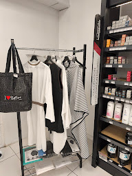 Photo n°6 de Coiff’Idis BeautyDesign Pau-Lescar à Lescar (Grossiste)