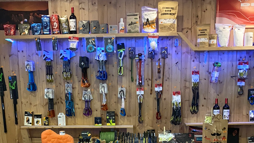 Al Coxinillo Climbing Shop - Thumbnail