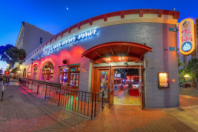 Visit Tin Roof Bar Grill On Your Trip To San Diego Or