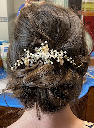 Photo n°21 de Chez Hasna à Achères (Salon de coiffure)