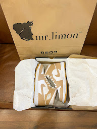 Photo n°20 de MR.LIMOU™ à Antibes (Fabrique de textile)