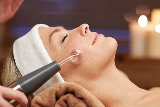 Best Cosmetologist In Mansarovar

#LUMINASKIN&AESTHETICCLINI