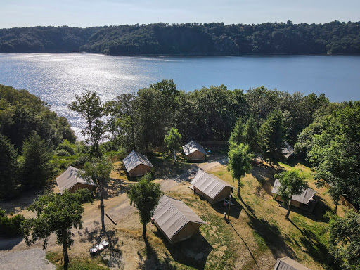 Photo de Camping Huttopia Lac de la Siauve à Lanobre (15270)