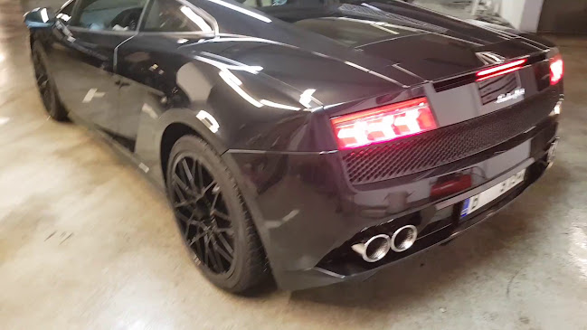 Opinii despre Citywash - Bankcenter - Kézi autómosó în Budapest - Autómosó