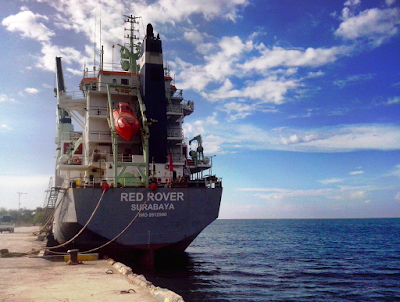 Photos of Pelabuhan Wini